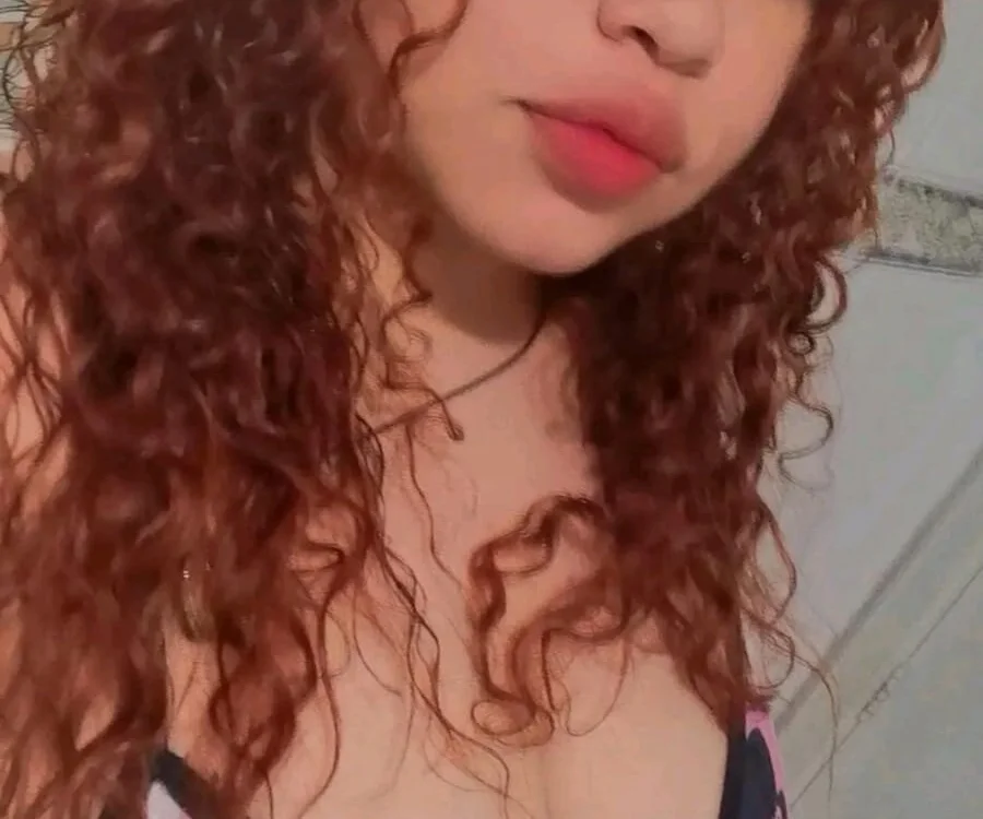 Cloe_r Chat XXX offline