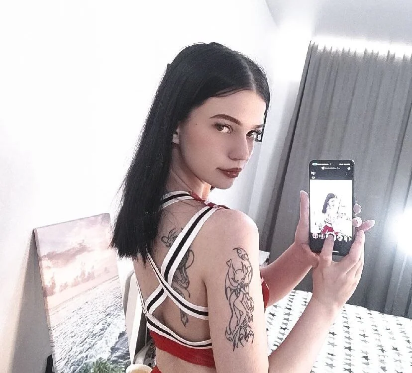 OctaviaFilbert's Offline XXX Chat