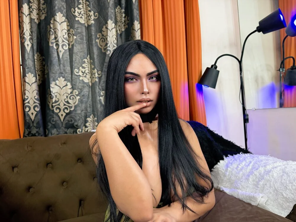 BarbieHugeCockTS offline XXX-chat