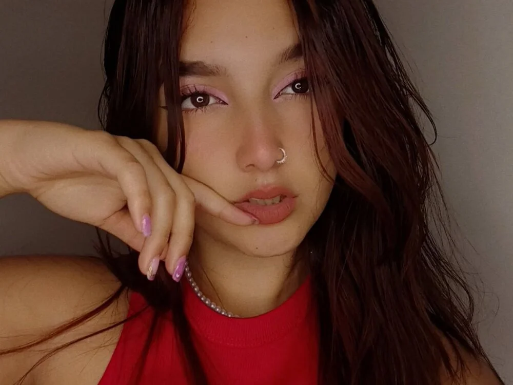 Dahila_silk Offline XXX Chat