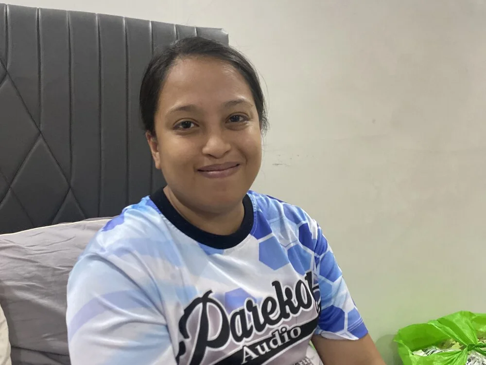 im_ur_lovelywife Obrolan XXX Offline