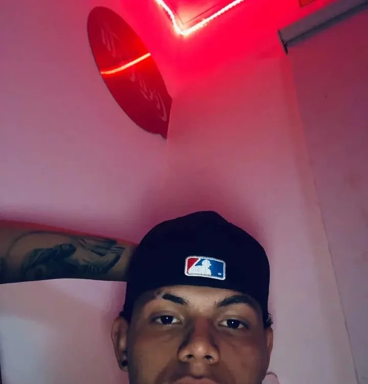 Omen20_n Offline XXX chat