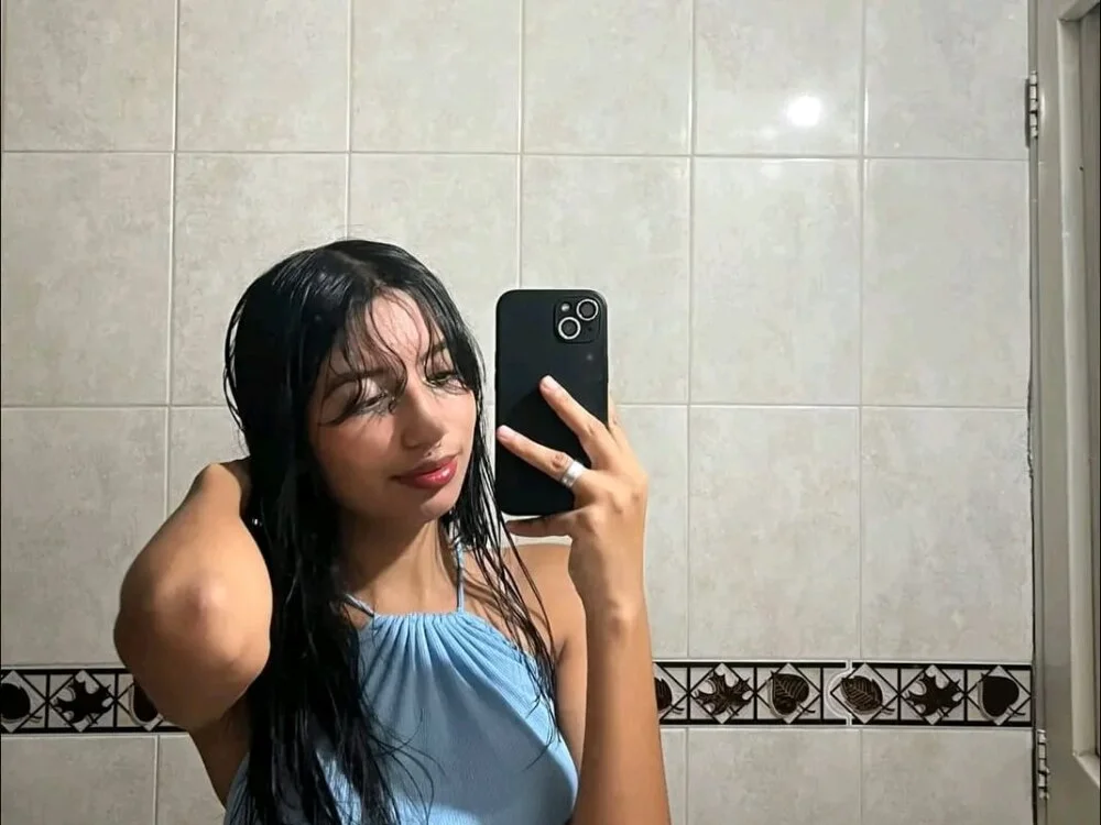 CloeCastillo: συνομιλία ΧΧΧ εκτός σύνδεσης