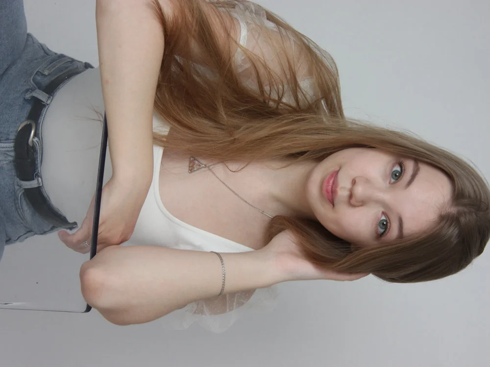 Jane_liss' Offline Chat Room