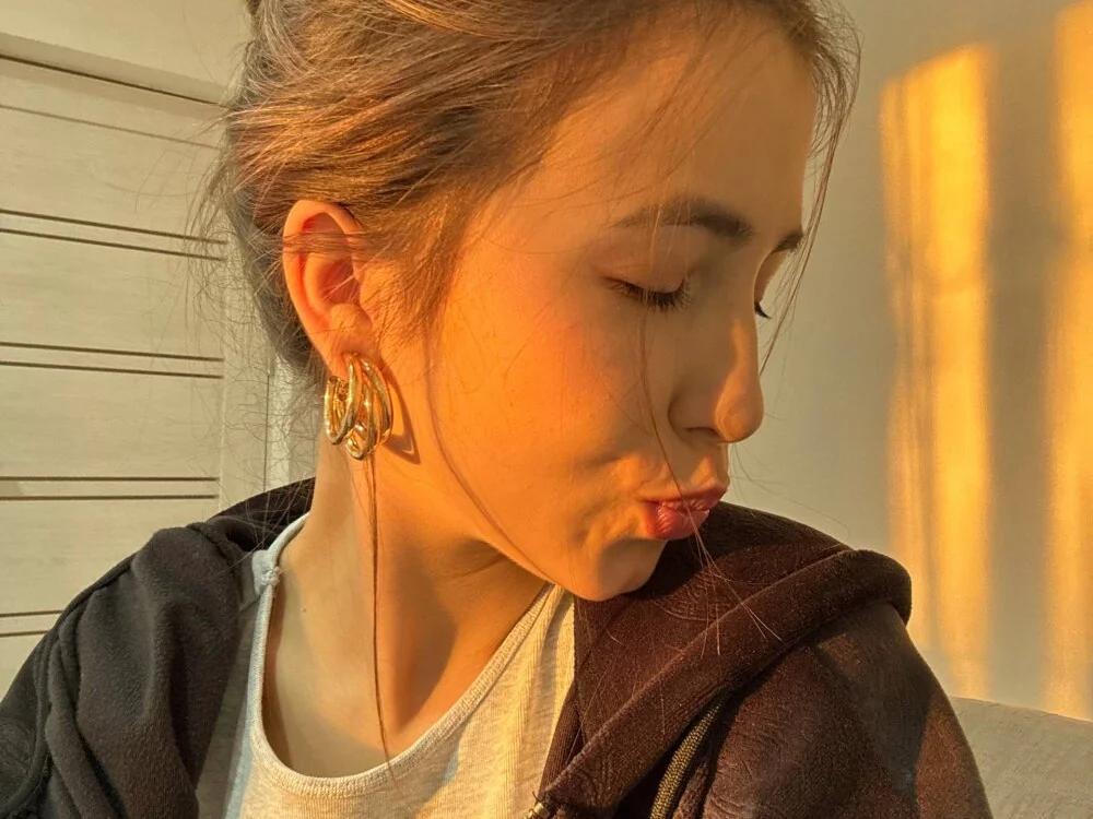 DeannaSuri Offline XXX Chat