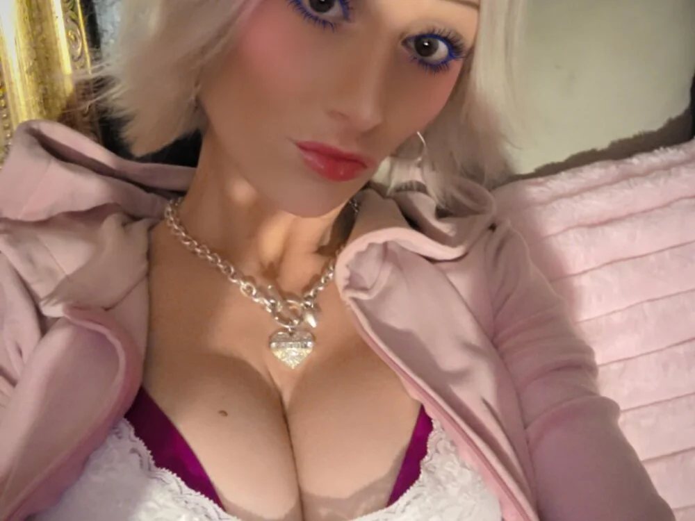 BeautifulFire23 Offline XXX-Chat