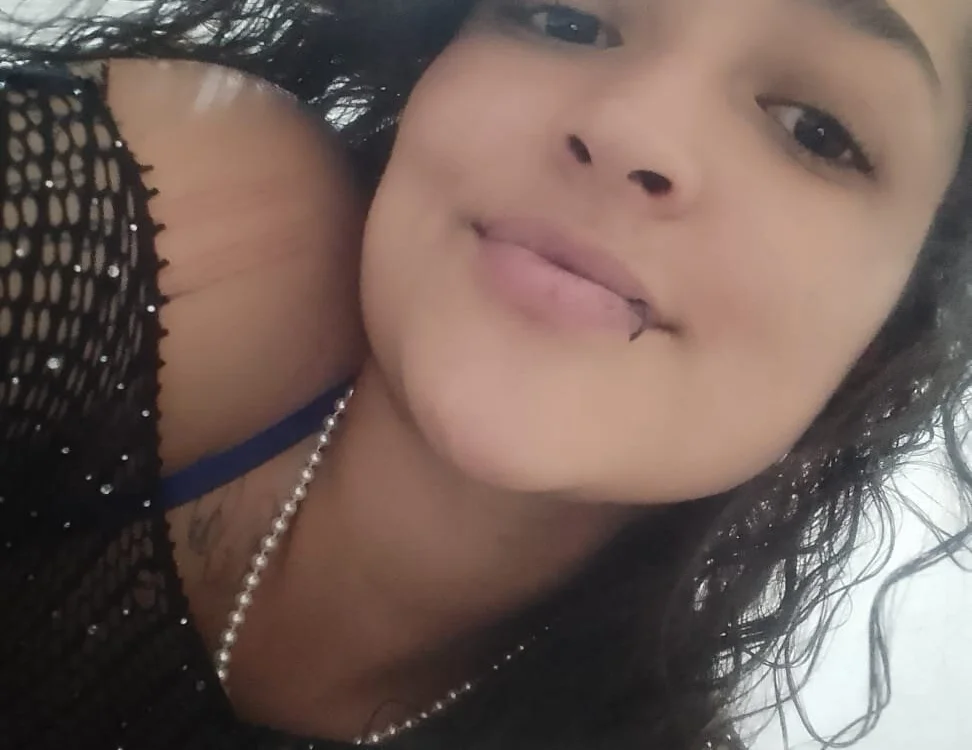 Chatroom XXX hors ligne de Ariel_Beyotacm