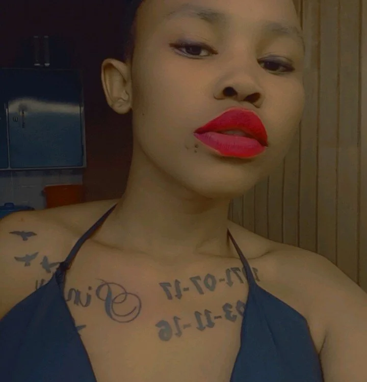 PinkyPearl18's Offline XXX Chat