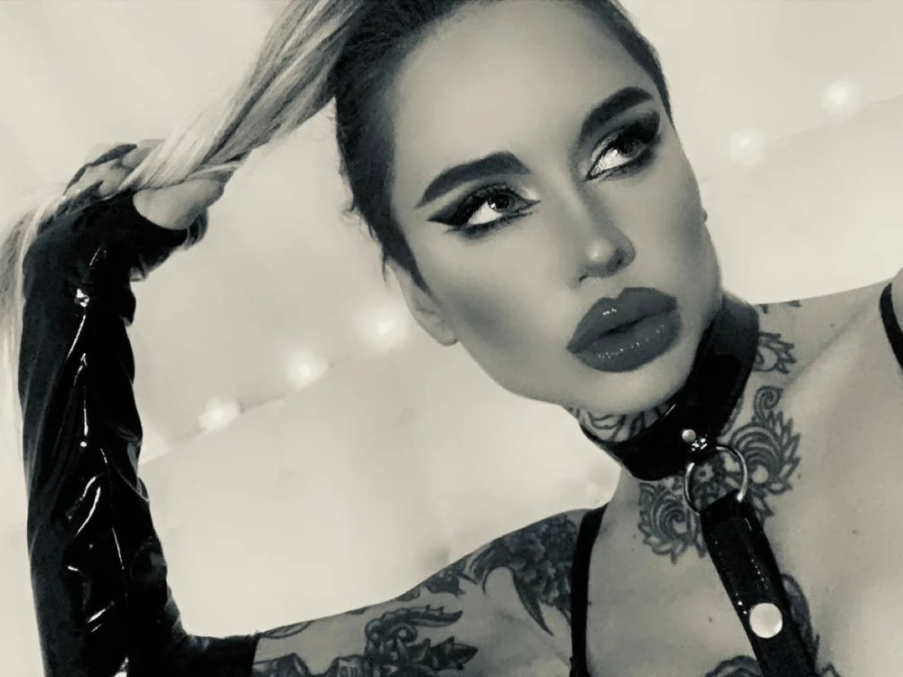 Jasmin_mistress' Offline XXX Chat