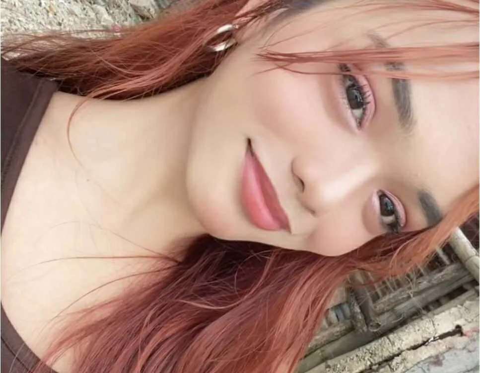 imyourfavoritedoll 离线XXX聊天