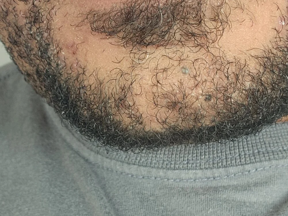 MORENOGRANDE22 offline XXX-chat