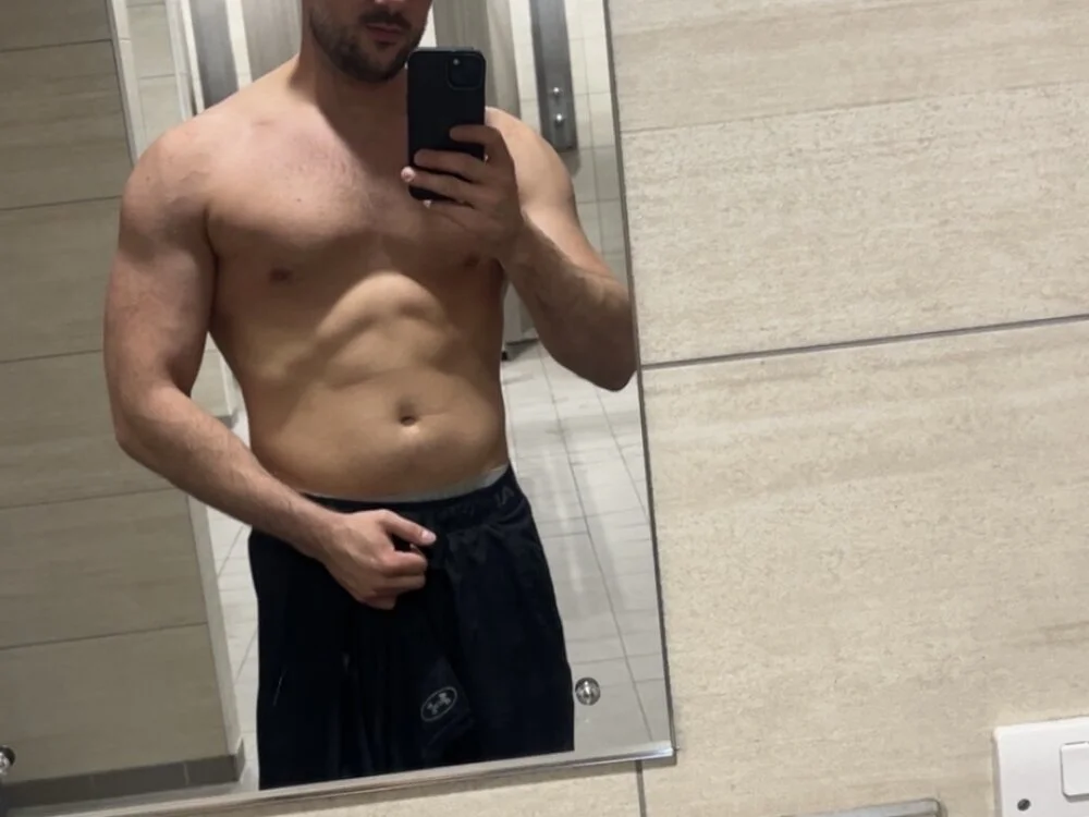 ianluke27のオフラインXXXチャット