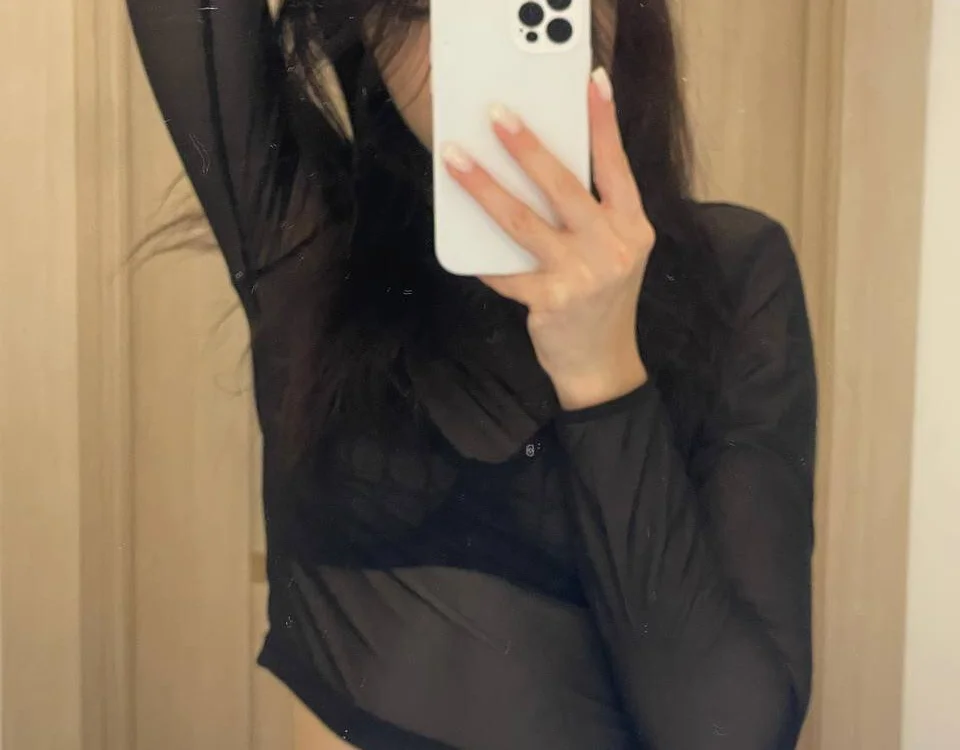 CatherynBlowe's Offline XXX Chat