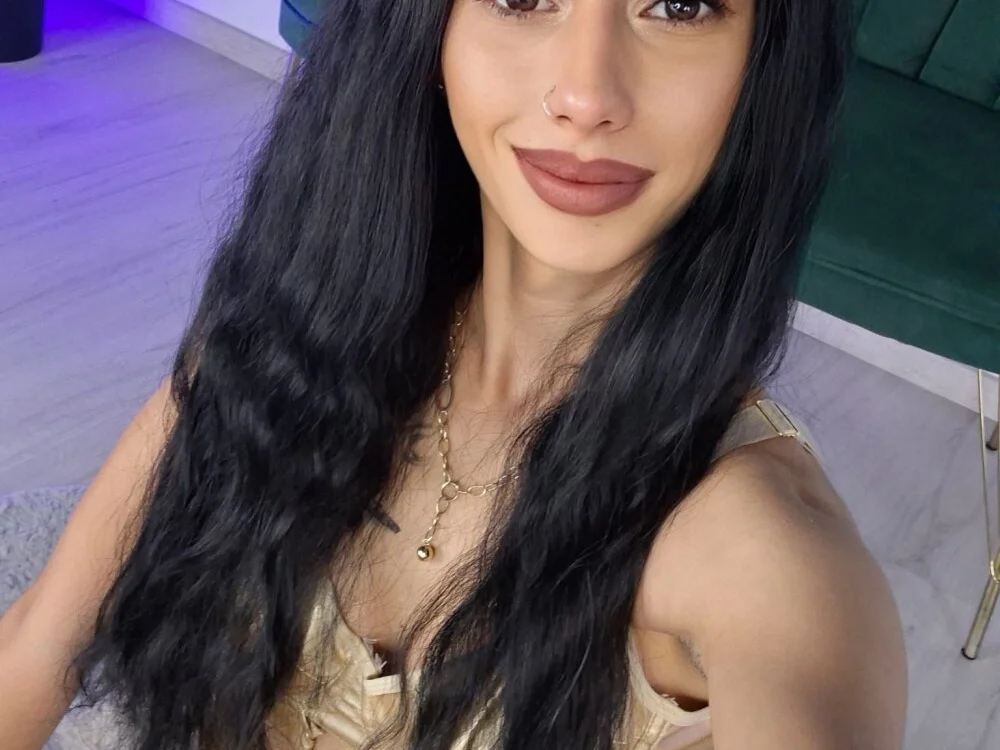 دردشة ChloeeDavis الجنسية دون اتصال