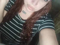 reina_890