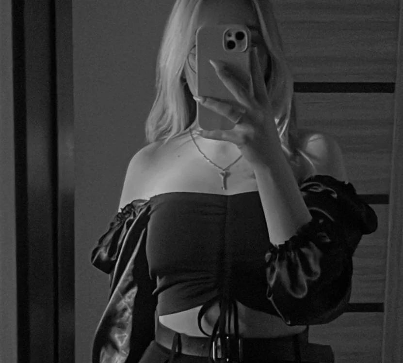 HelenMacCrory offline chatrum