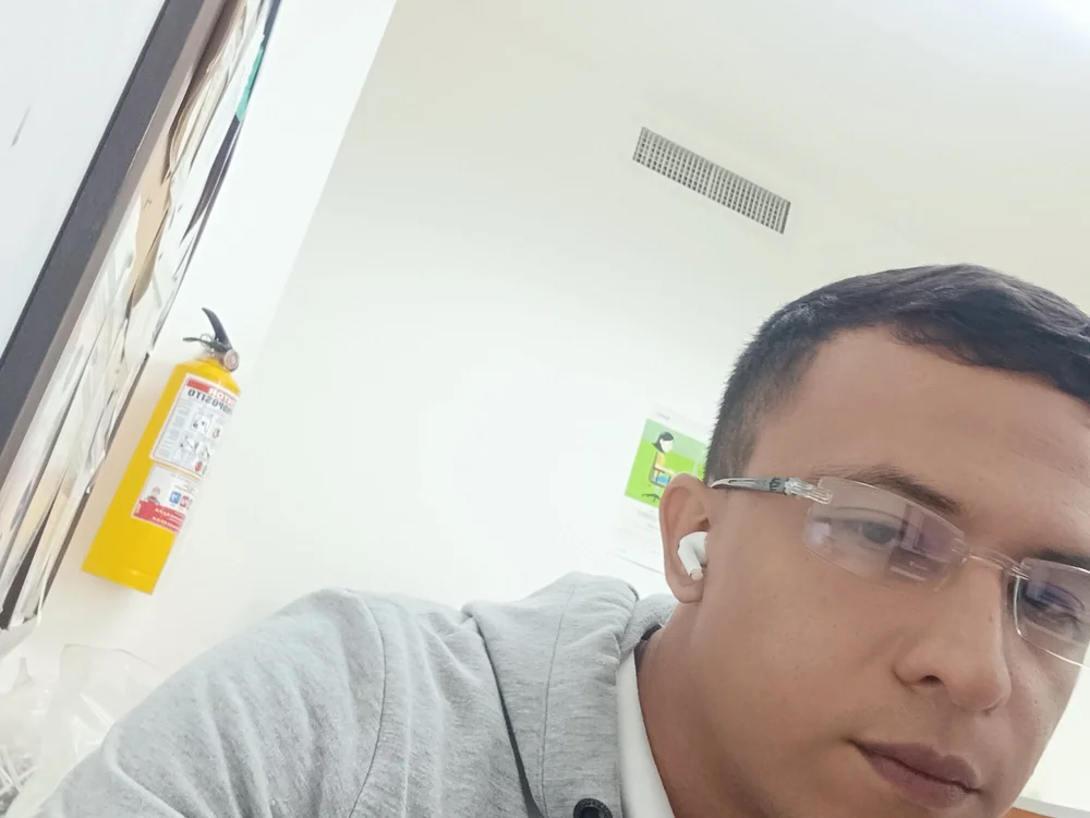 Bairon21777's Offline XXX Chat