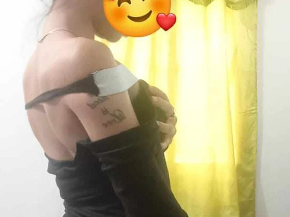 Sweet__Little__'s Offline XXX Chat