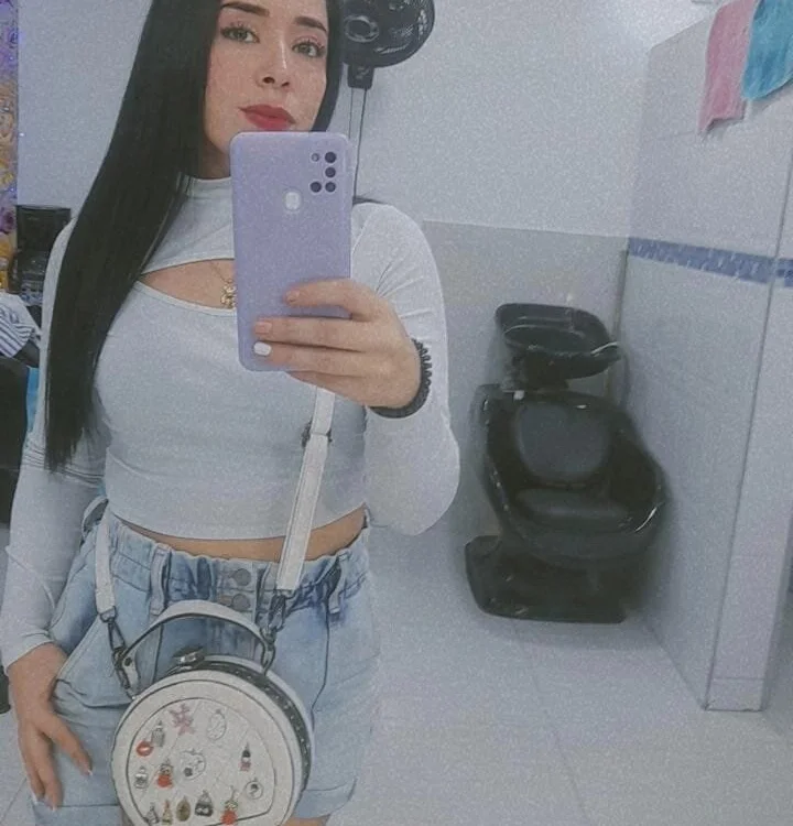Offline chatovací místnost madison_mc2