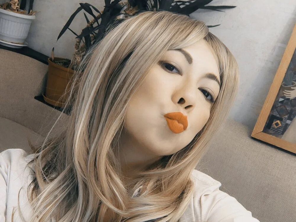 xKoreanGirln Offline XXX chat