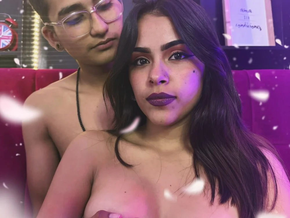 _chloe_1 offline XXX-chat