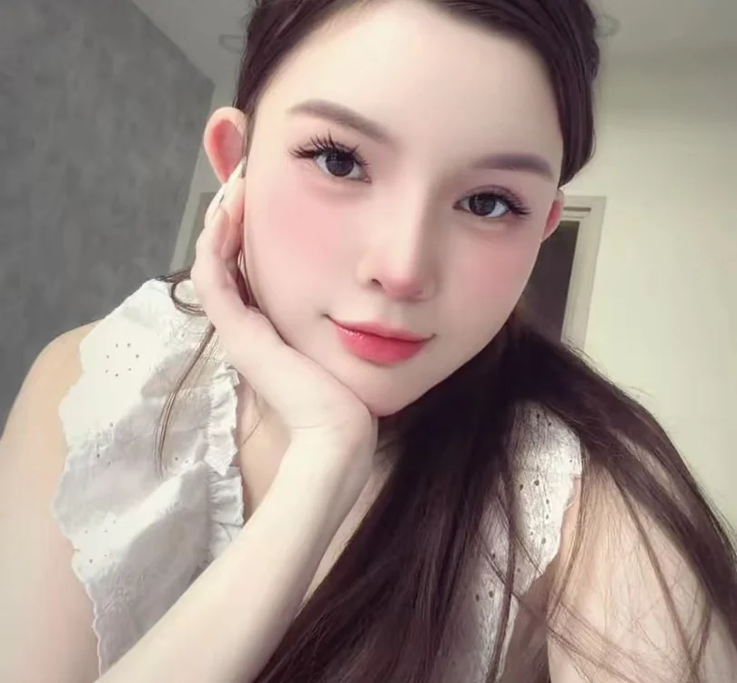 fanmoo01 離線 XXX 聊天