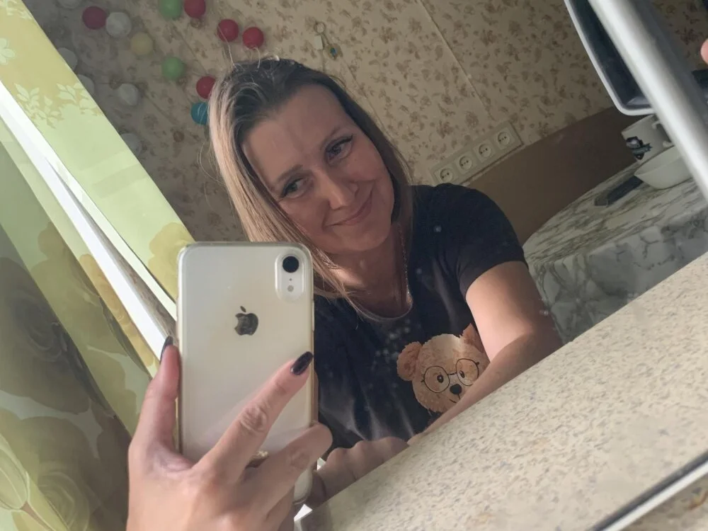 WindChristy's Offline XXX Chat