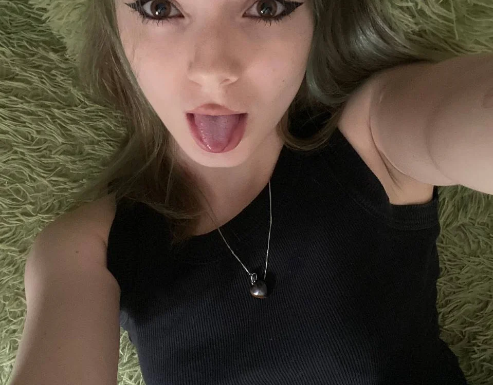 Offline chatovací místnost Mavis__ly