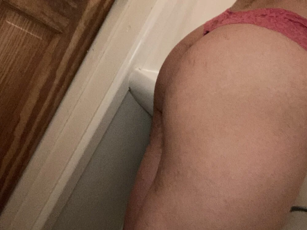 Crossdresser7272's Offline XXX Chat