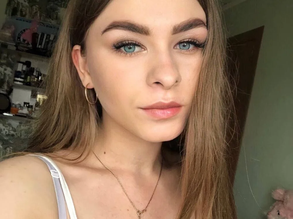 BriidgeettRoolss' Offline XXX Chat