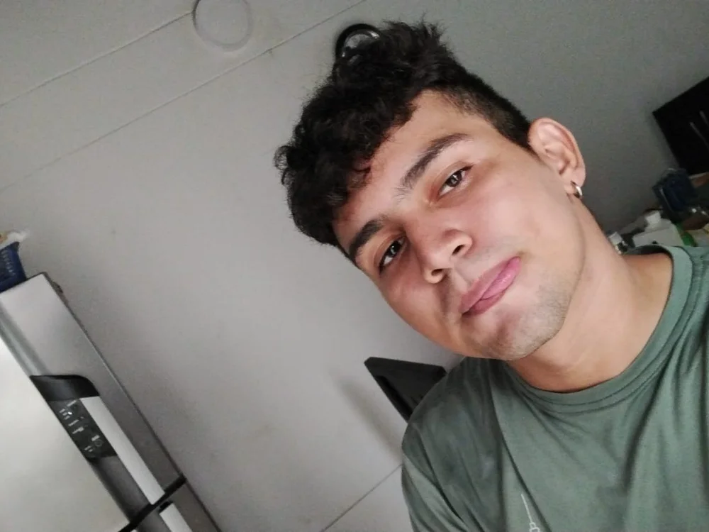 Ken_Takakuraa offline chatrum