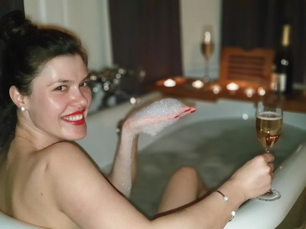 Offline chatovací místnost THESEXPATH