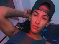 OverhungDevise's webcam live show