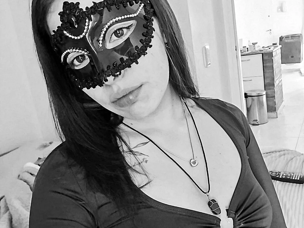 Offline XXX chat modela SofiaRoma