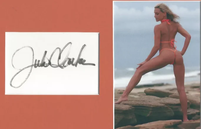 Playmate1991's Offline Chat Room