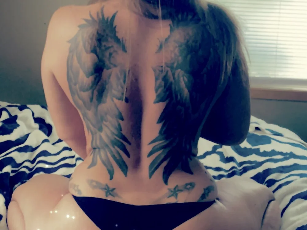 Tatted_Hotties' Offline XXX Chat