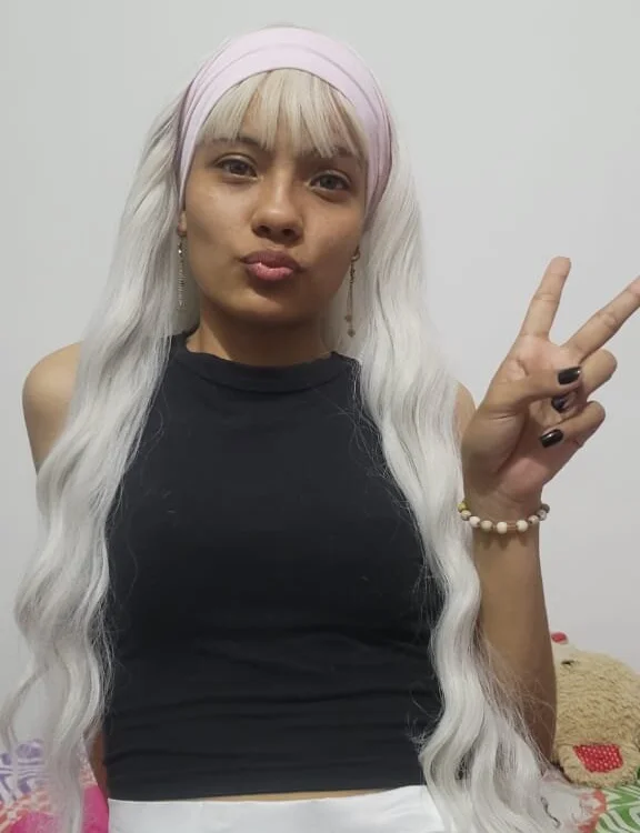 la_cleo's Offline Chat Room