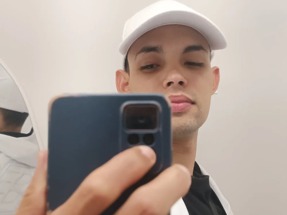 ReadyForRealCollab offline XXX-chatje