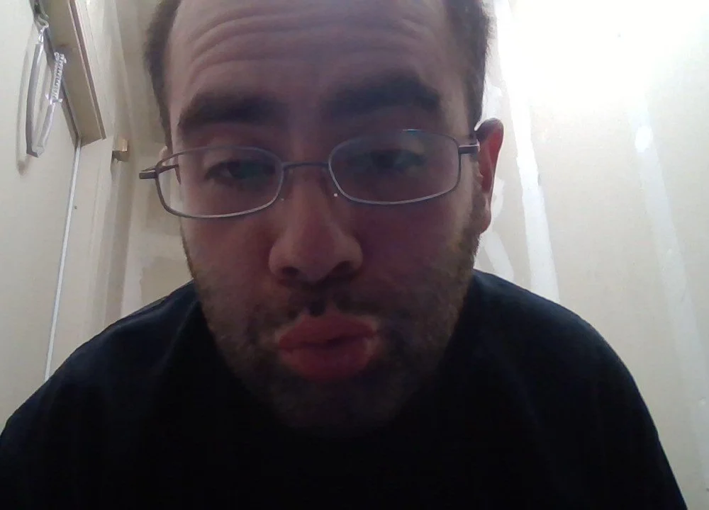 libralove9_3's Offline Chat Room