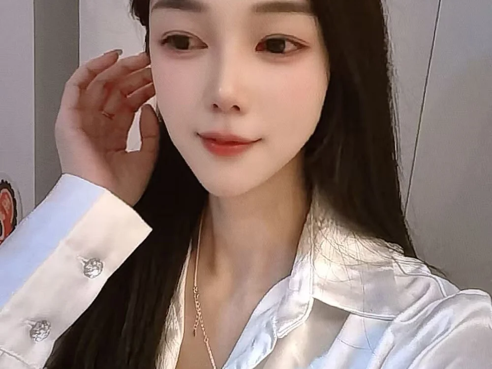 lyang3301's Offline XXX Chat
