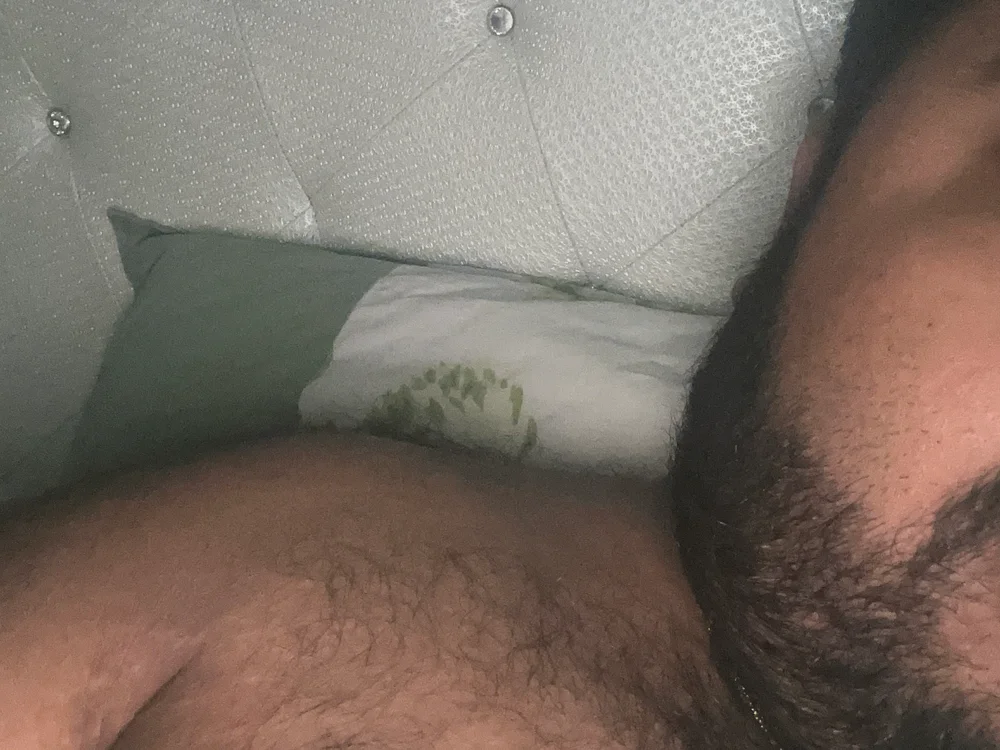 velakapoor07 Adlı Modelin Çevrimdışı XXX Sohbeti