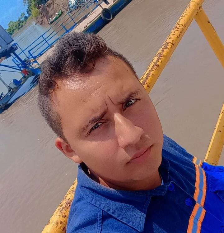 Styled_Four Adlı Modelin Çevrimdışı XXX Sohbeti