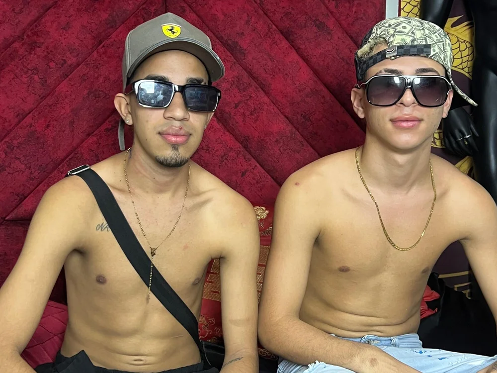 Pride_Group's Offline XXX Chat