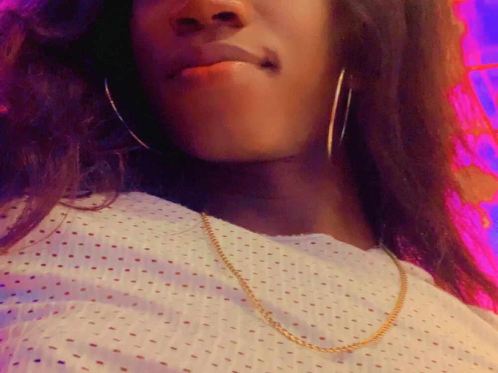 Alinsongiil 离线XXX聊天