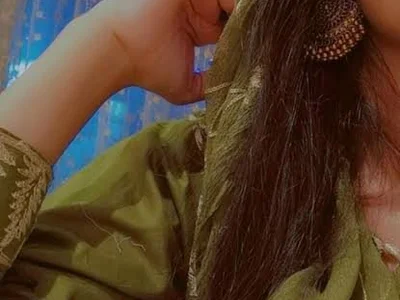 Hayat_K Female Girls Nude Webcam