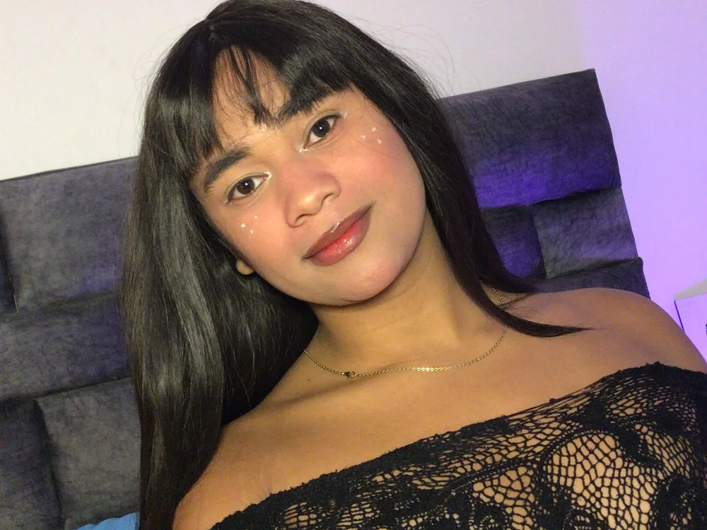 Valentine_Rose's Offline XXX Chat