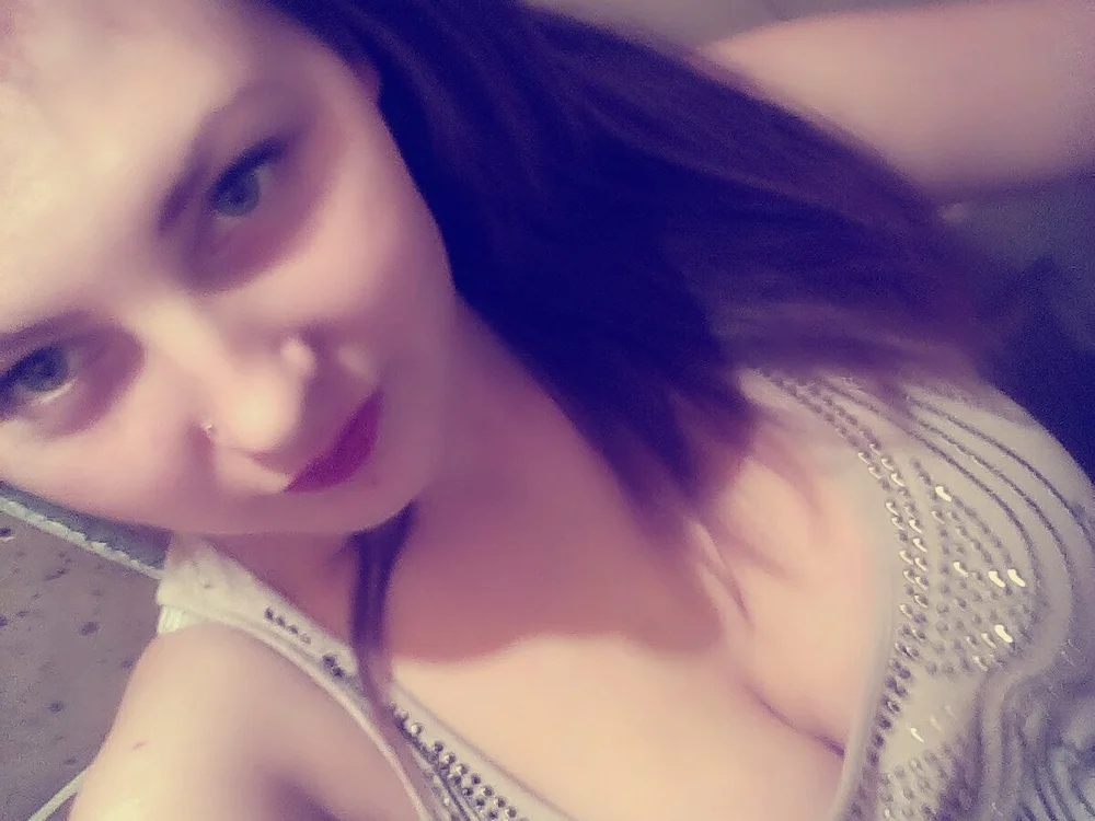 Alona1997's Offline XXX Chat