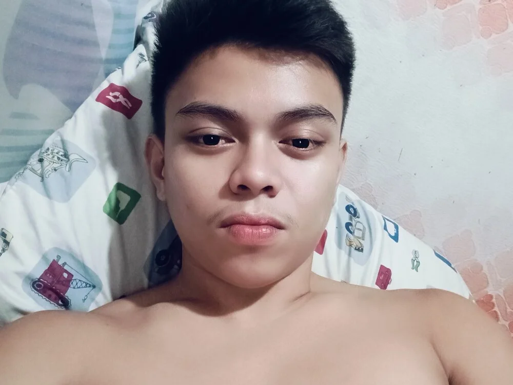 Pinoy_GoodFuckerx69 Chat XXX Ngoại tuyến