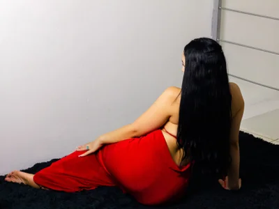 LaurendPink - black hair