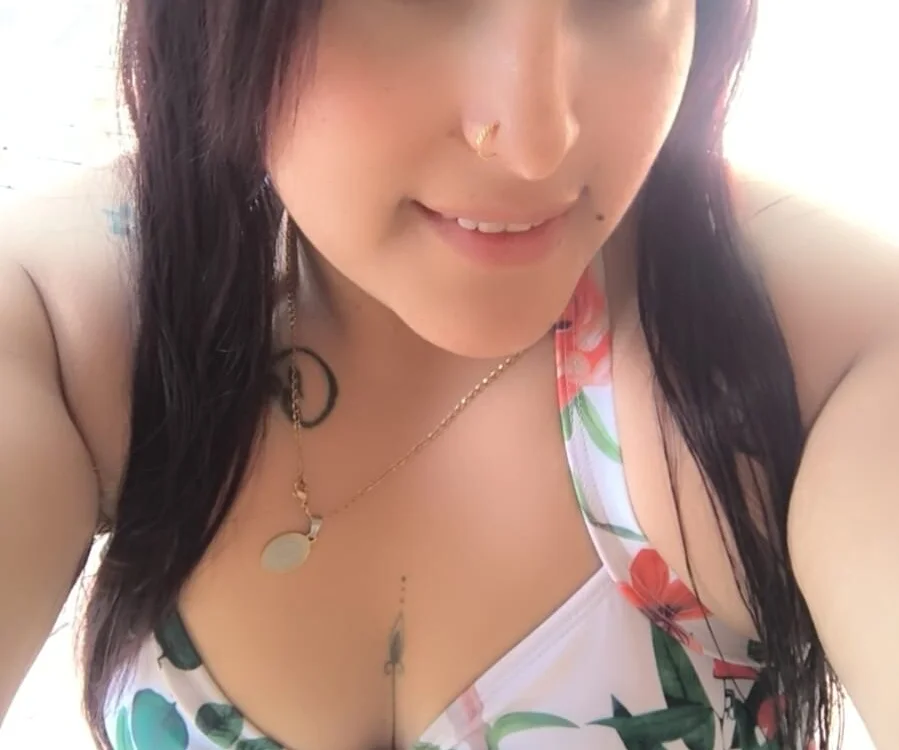 Nazlyy – Offline XXX chat